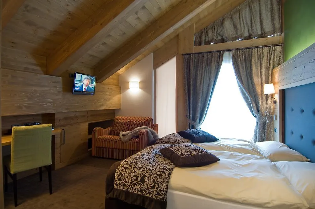 Hotel Vedig Santa Caterina Valfurva 4*,