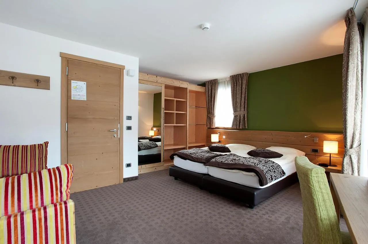 סנטה קתרינה ואלפורבה Hotel Vedig  סנטה קתרינה ואלפורבה
